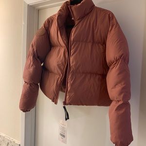 Fabletics Wander Cropped Puffer 
